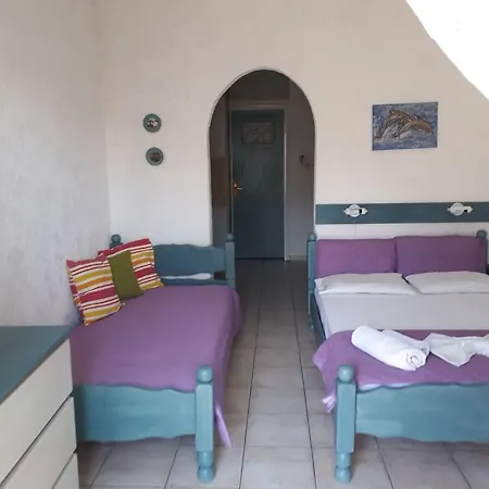 Amazona Apartmanhotel Ajía Pelajía